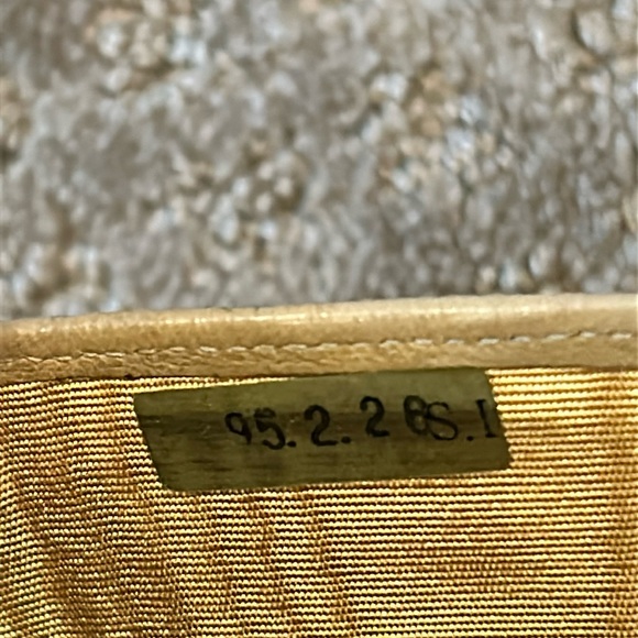 Chanel Authentic Classic Vintage Interlocking CC Logo Snap Bifold Wallet - Picture 6 of 15